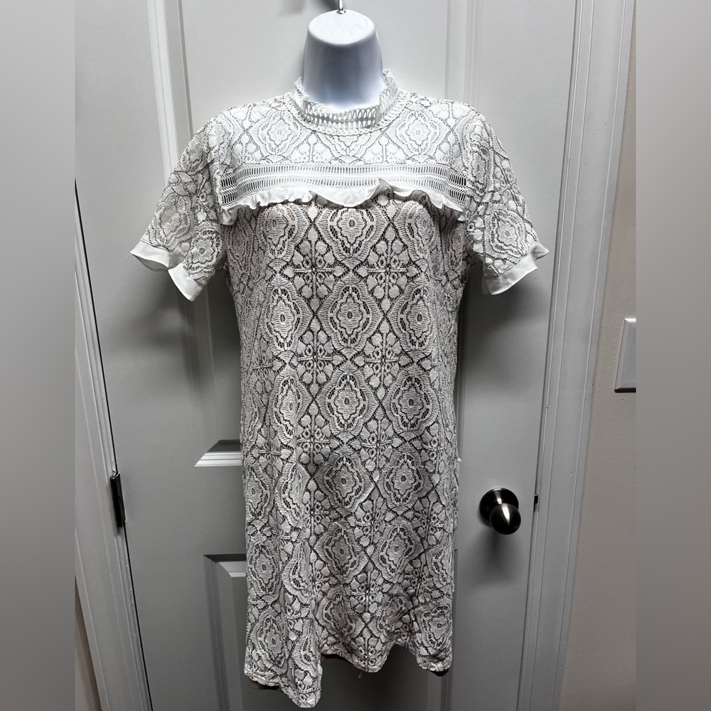 Ethereal by Paper Crane Lace Dress Medium - Picture 2 of 12